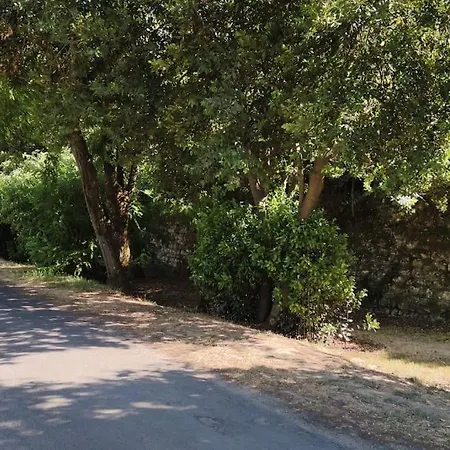 Joli Pres De La Avec Exterieur لا روشيل