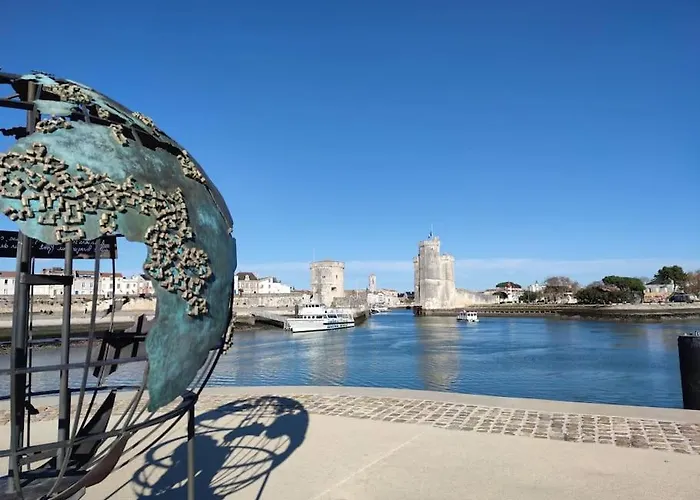 Joli Pres De La Avec Exterieur * La Rochelle (Charente-Maritime)